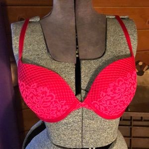 Victoria secret, very sexy,  push-up bra 32 DD